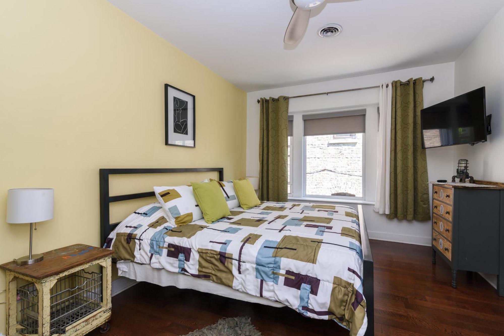 House 5863- Chicago'S Premier Bed And Breakfast Oda fotoğraf