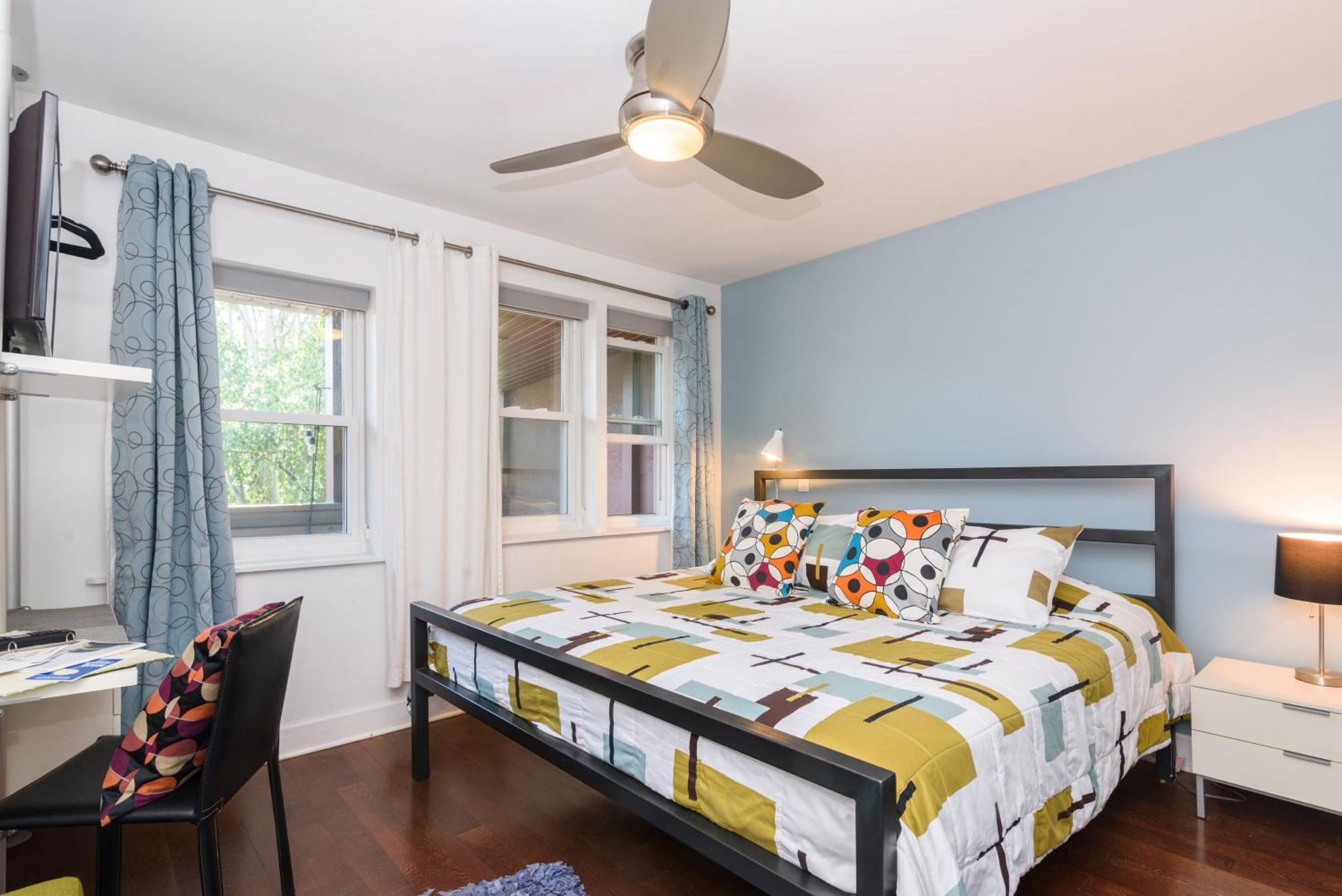 House 5863- Chicago'S Premier Bed And Breakfast Oda fotoğraf